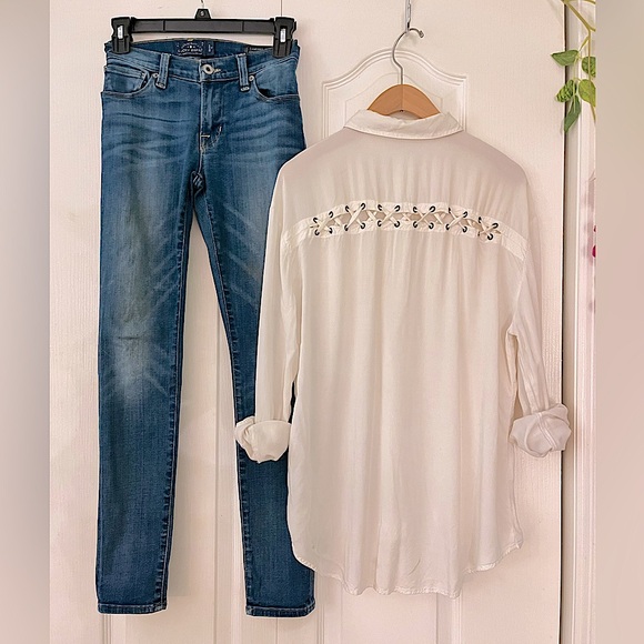 Lucky Brand Womens Blue Fade Denim Brooke Skinny Jeans + White Button Up Shirt - Picture 4 of 16